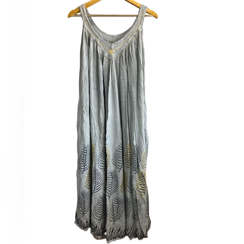 In Gear Rayon Resort Maxi Dress‎ One Size Gray Green Embroidered Leaf Lounge